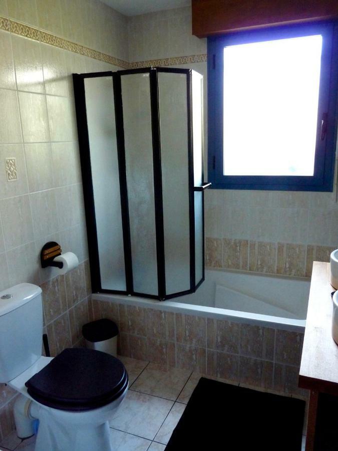 Suite A 800M De La Plage Saint-Lunaire Exteriör bild