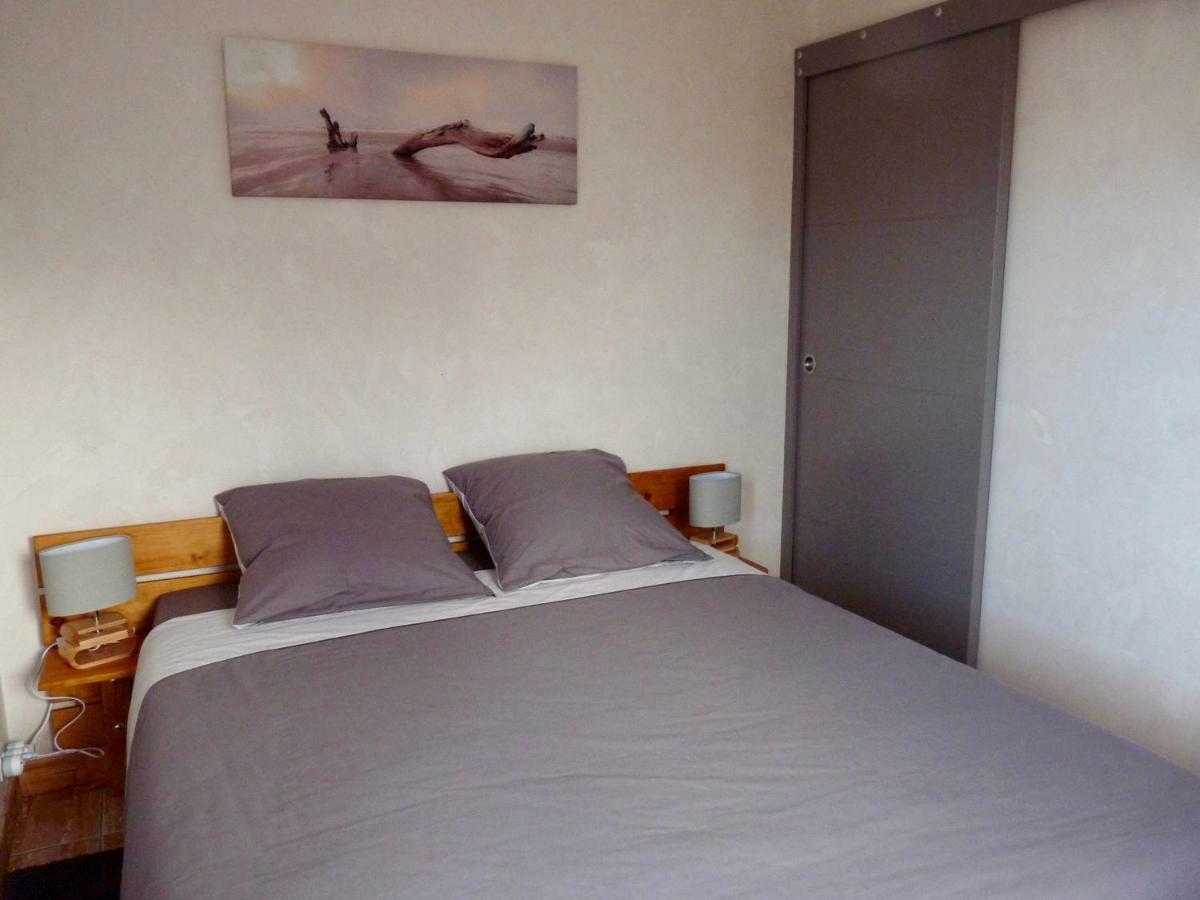 Suite A 800M De La Plage Saint-Lunaire Exteriör bild