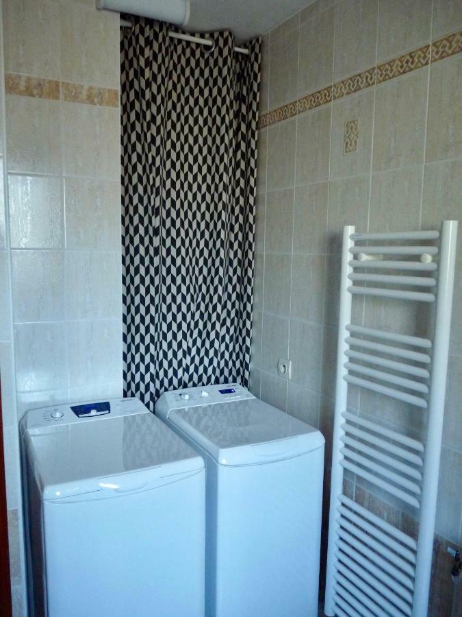 Suite A 800M De La Plage Saint-Lunaire Exteriör bild